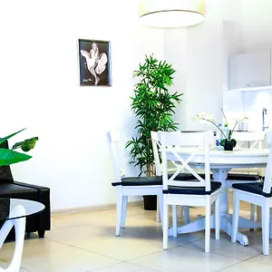 https://florianska-gate-luxury-apartments.krakowhotelspoland.com